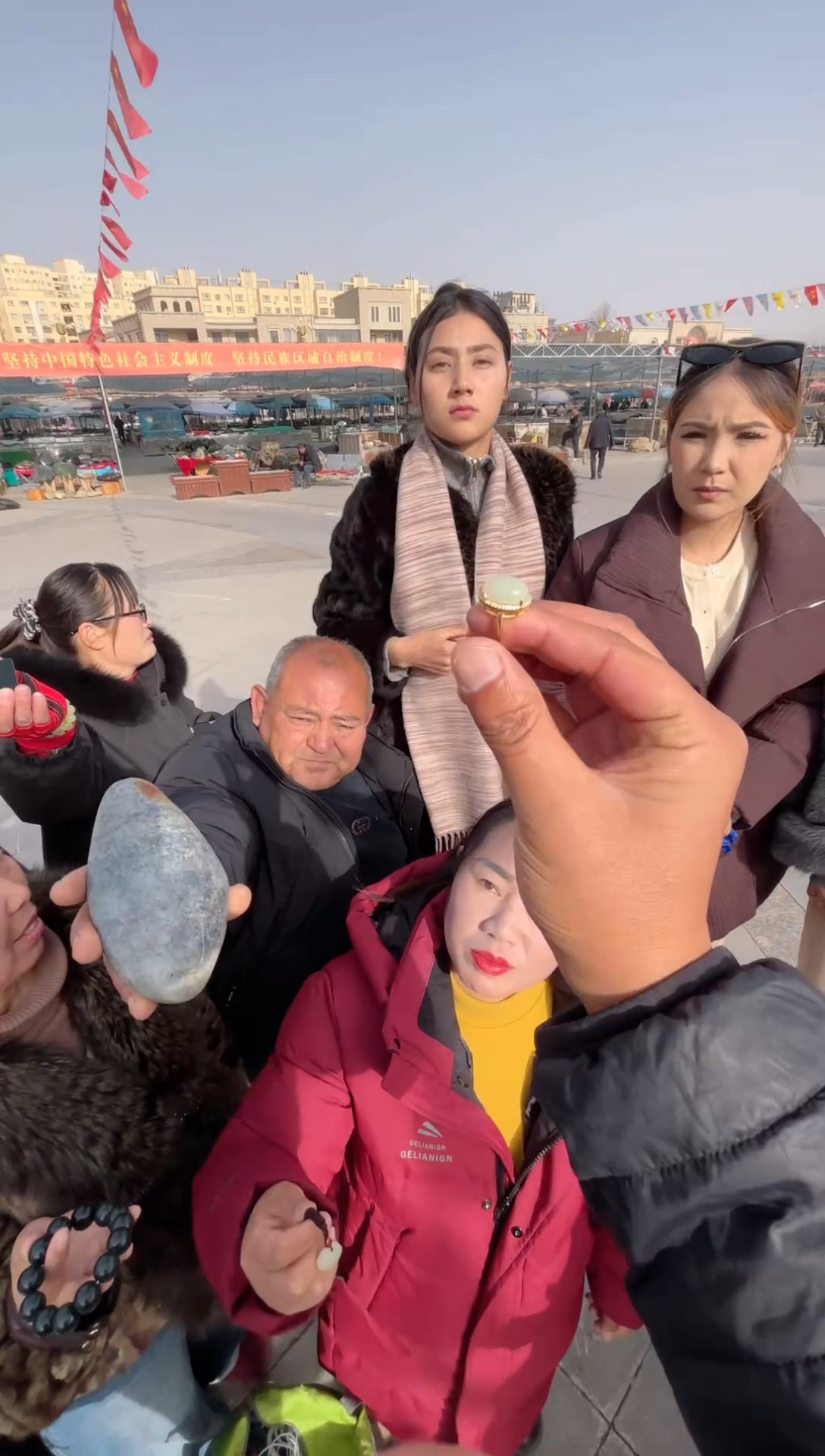 未镶嵌和田玉（糖玉）挂件和田玉