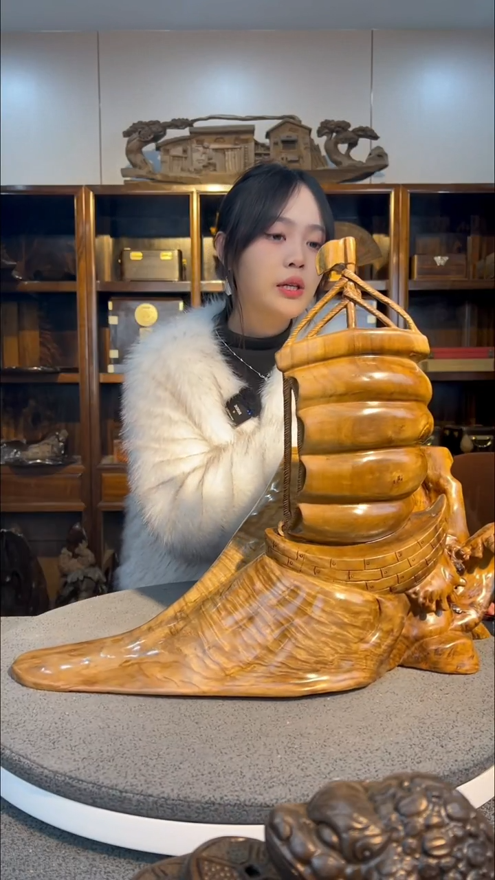 【闪购商品】金丝楠木雕一帆风顺1