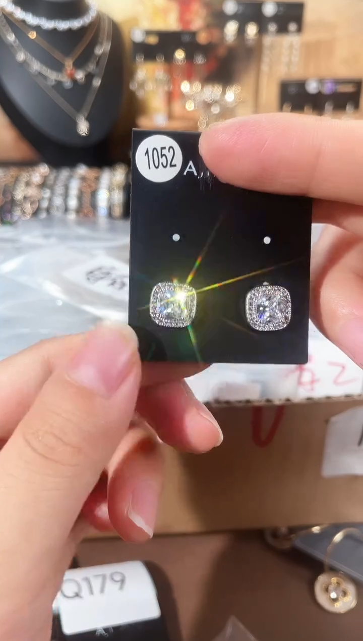合金925银锆石豆1052