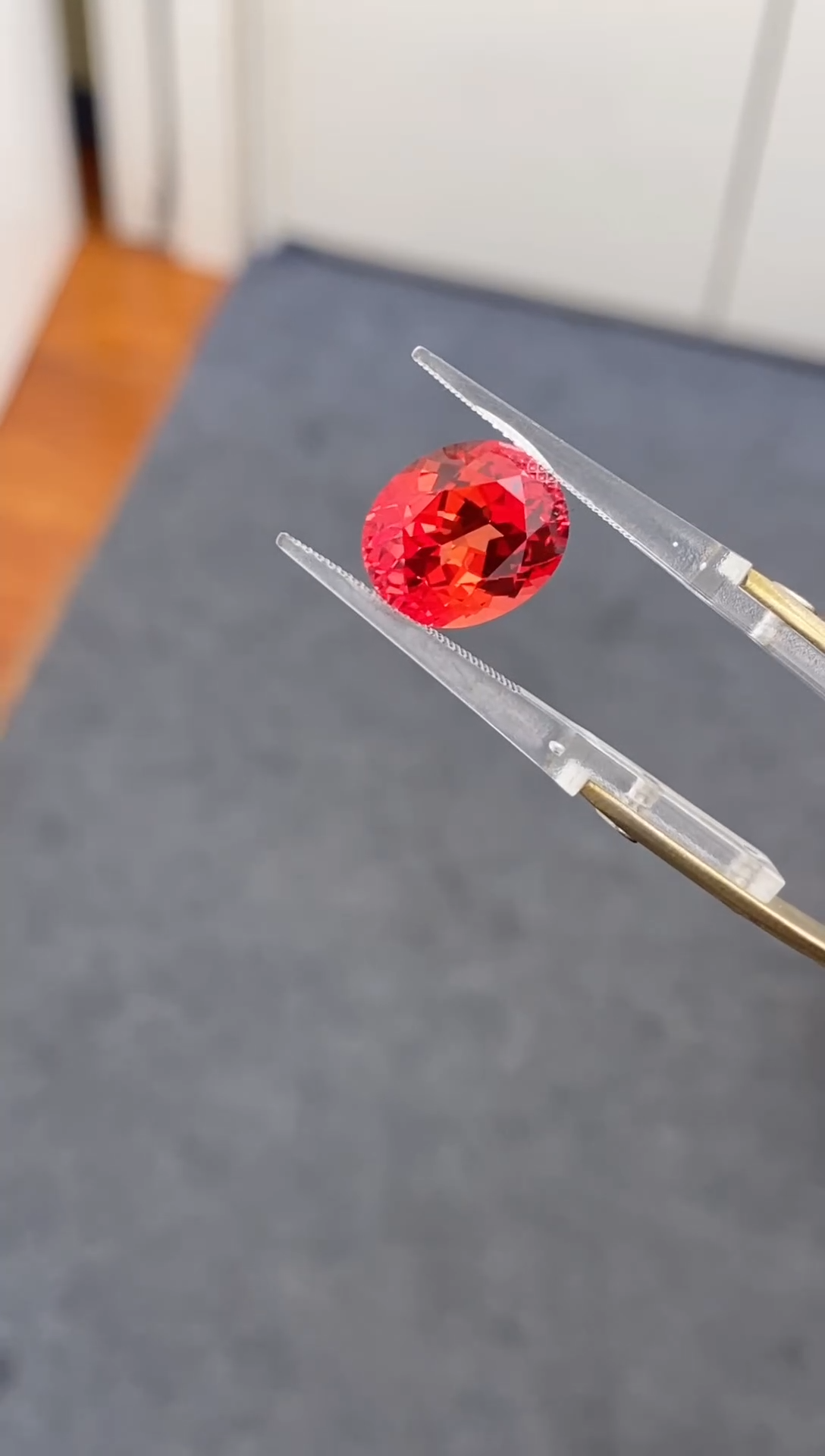 【闪购商品】合成（培育）长石裸石未镶嵌9.17ct火莲花