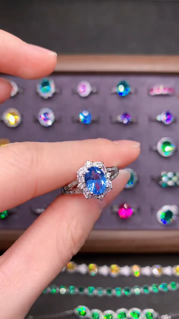 【闪购商品】海蓝宝石戒圈银S925镶嵌······