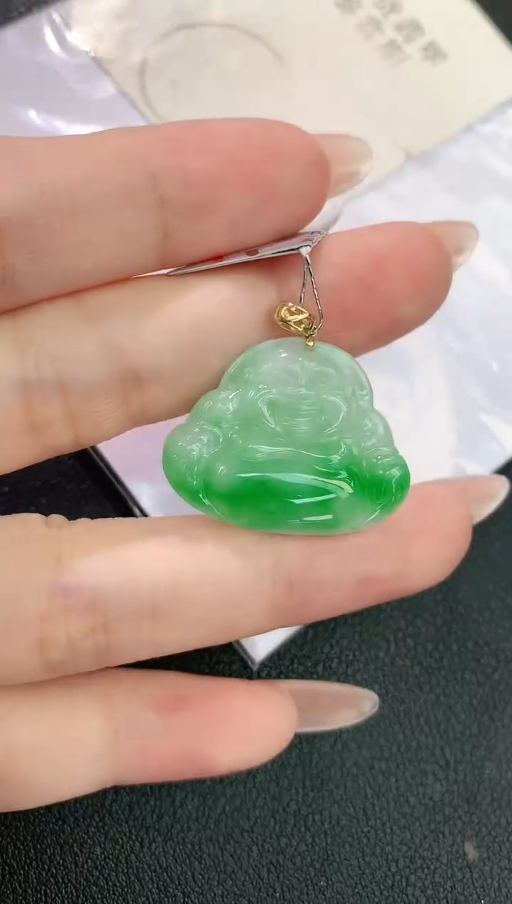 颈饰18K金镶嵌翡翠赠礼盒证书 麦麦