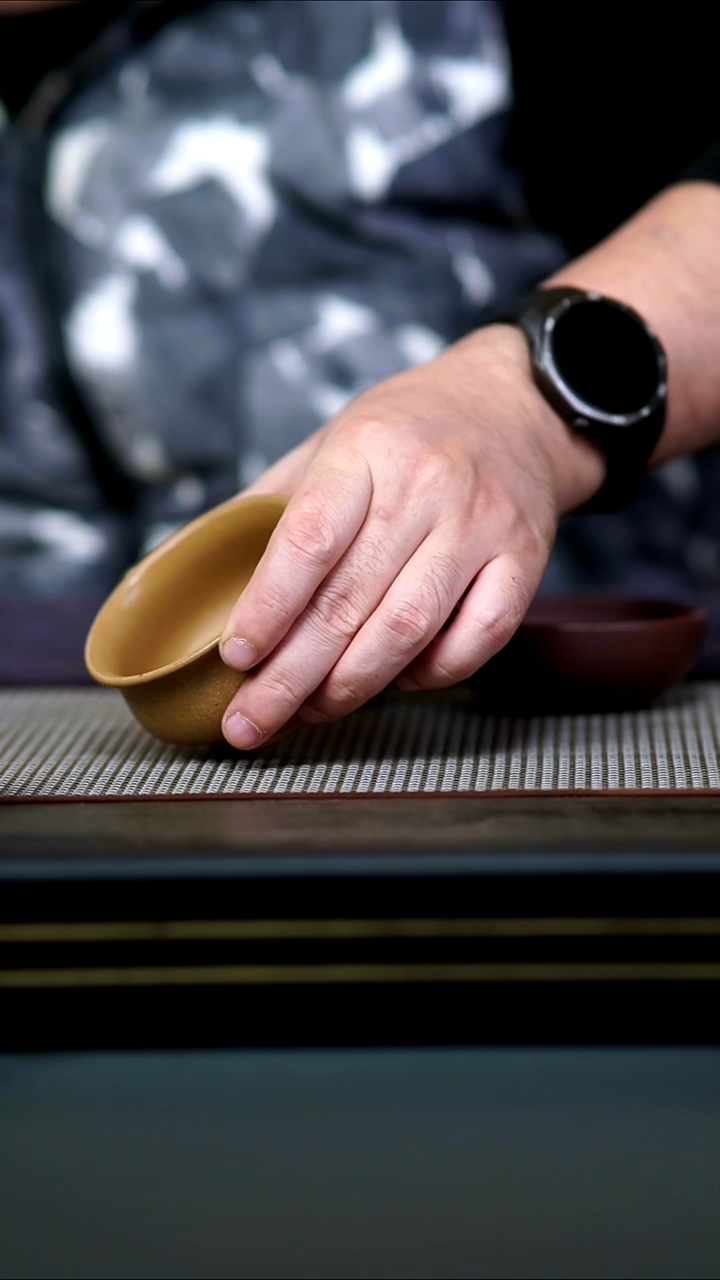 茶壶紫砂微瑕段泥小圆杯