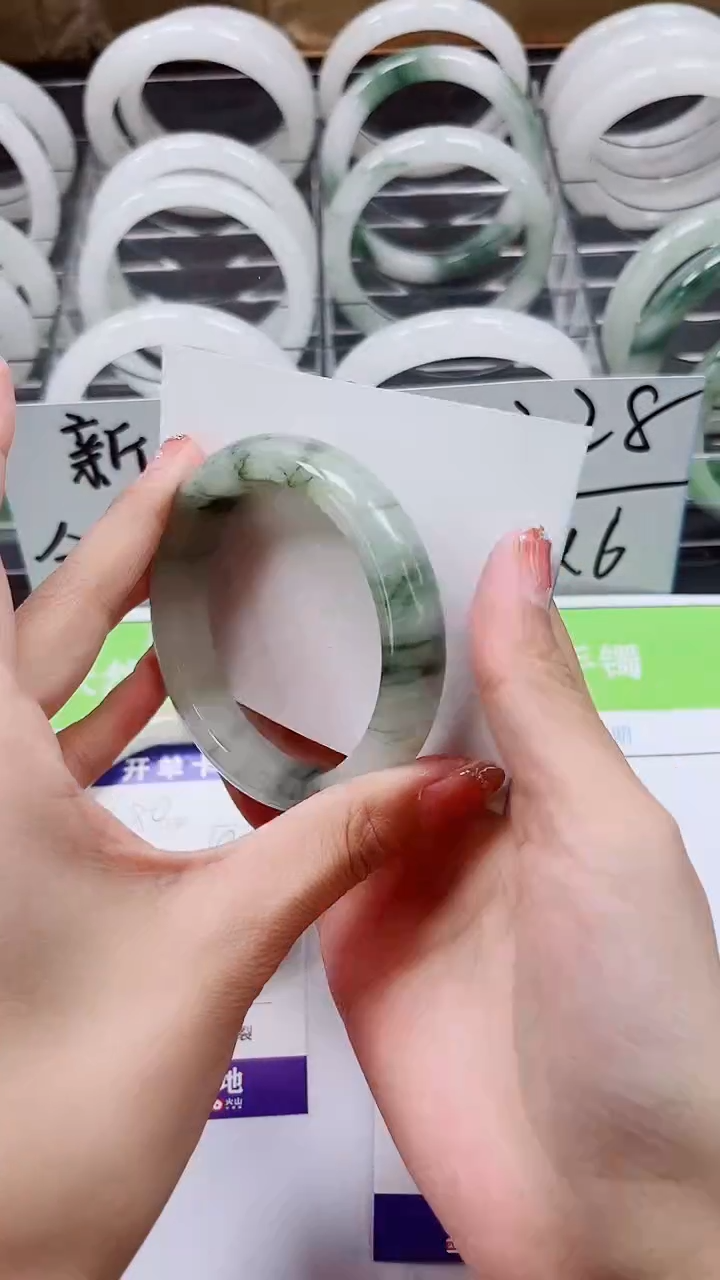 【闪购商品】石英质玉手镯未镶嵌A281-55/56