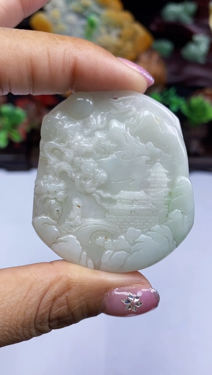 【闪购商品】翡翠颈饰未镶嵌翡翠A货