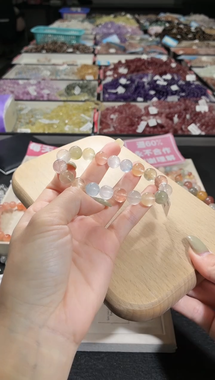 未镶嵌手链水晶410号 多样性发一EE  10+