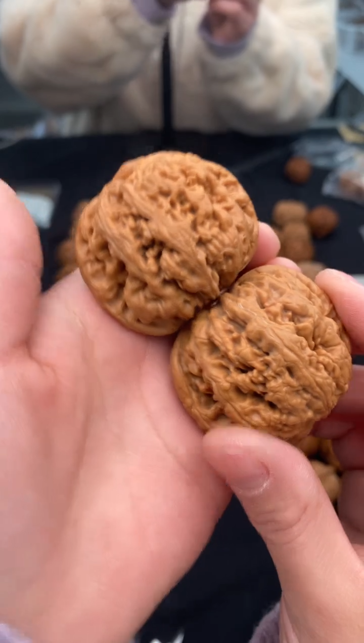 【闪购商品】文玩核桃把件肉球筋46-t842