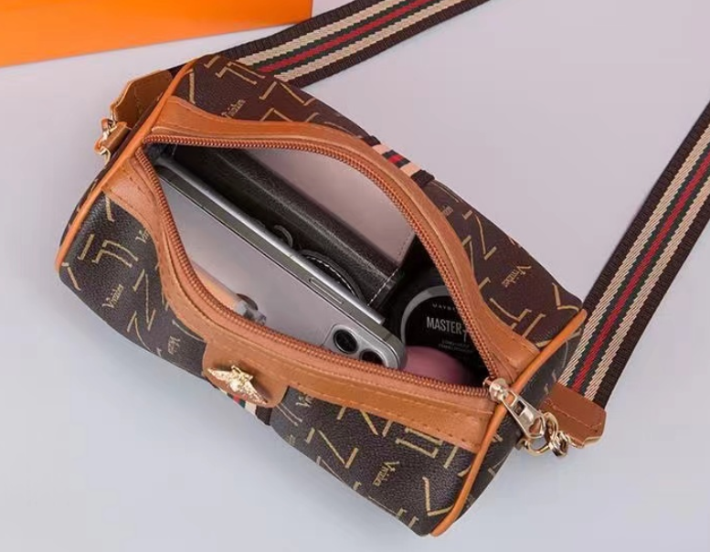 （亮牌灯点关注才可以拍）单肩斜手提包气质手提包肩包经典轻奢时尚