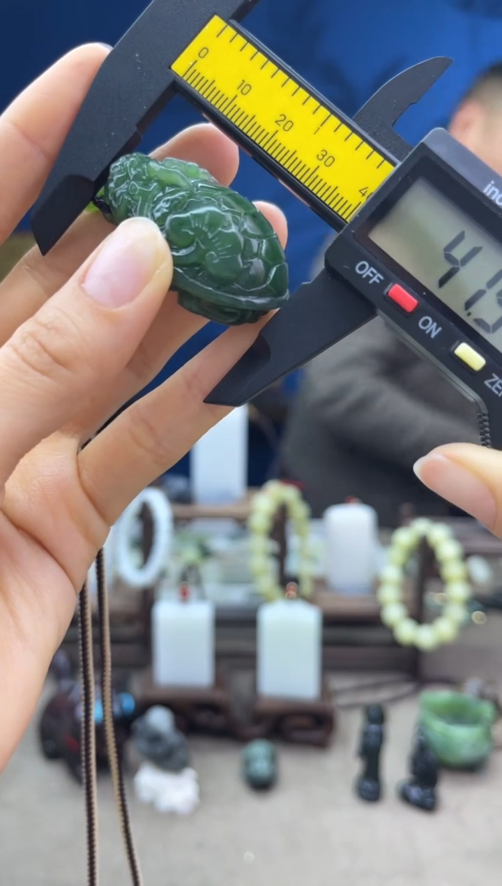 【闪购商品】和田玉颈饰未镶嵌1