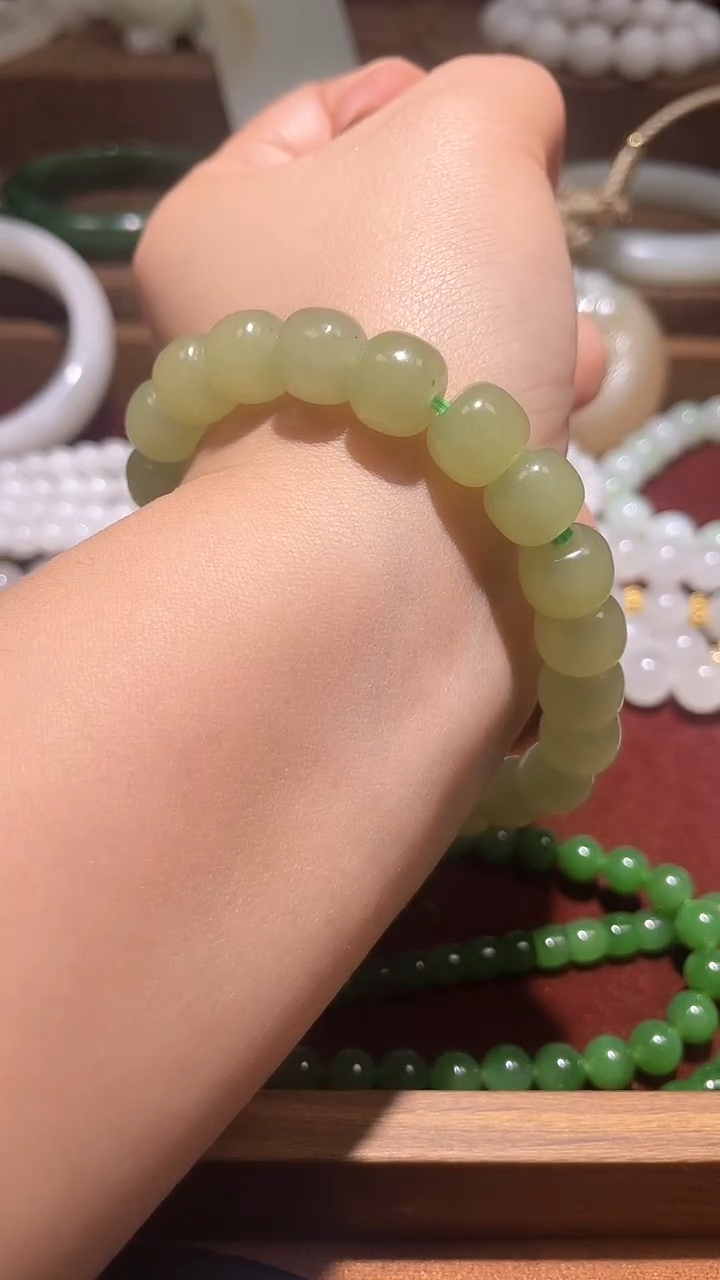 未镶嵌手链和田玉冰清水手链