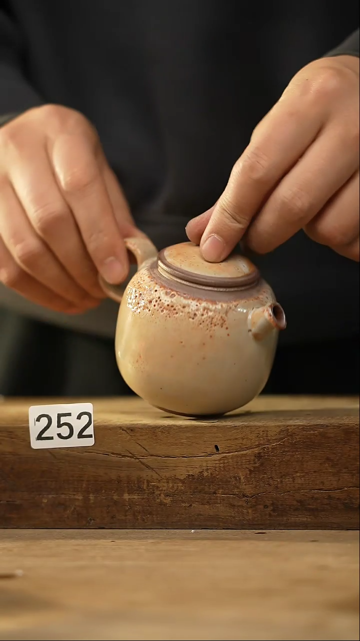 【闪购商品】瓷片福利！落单设计师款小茶壶 福利！！