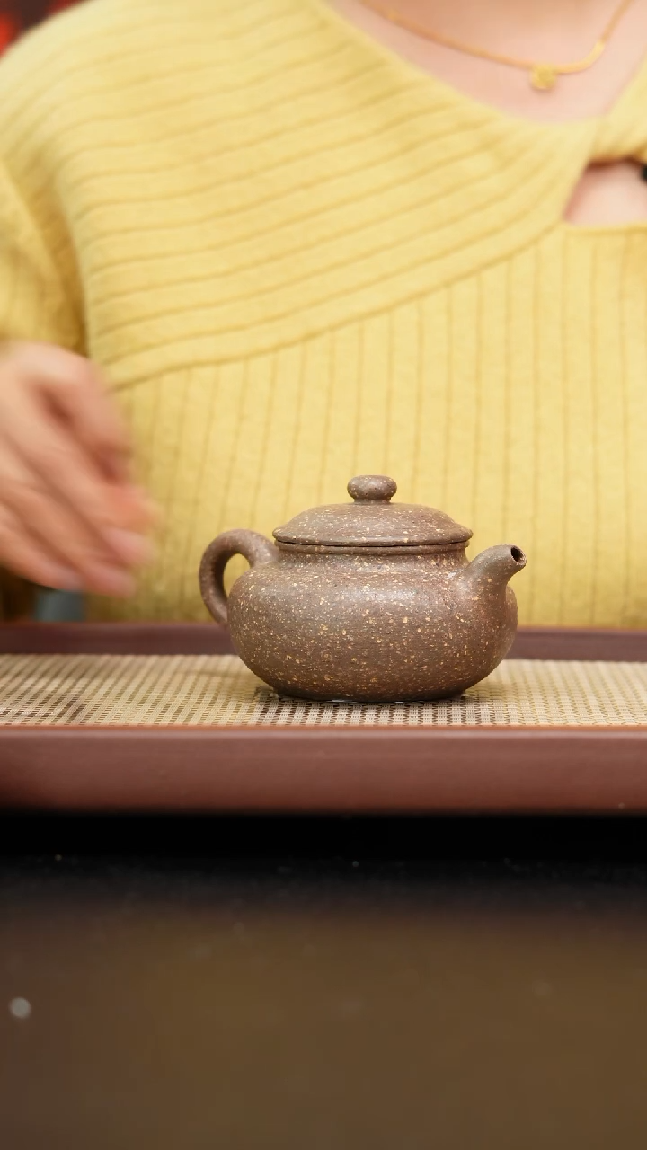 【闪购商品】紫砂茶壶全手工青降坡8目粗砂仿古190cc