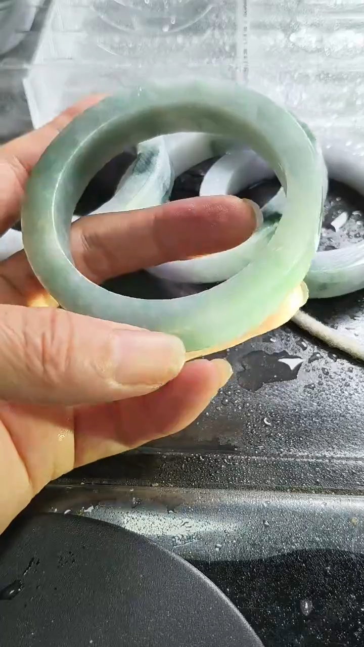 未镶嵌无定制翡翠缅甸天然A货翡翠手镯毛胚定制苹果绿底