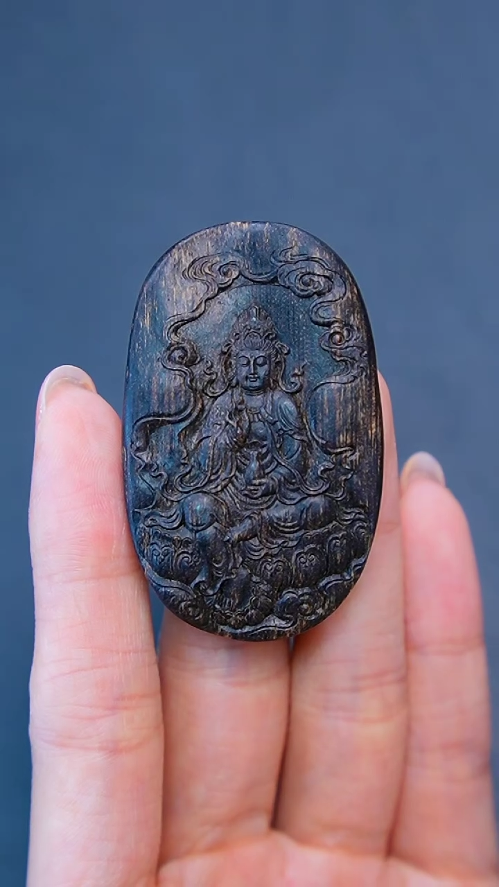 【闪购商品】沉香吊坠都彭净瓶观音吊坠8.7克