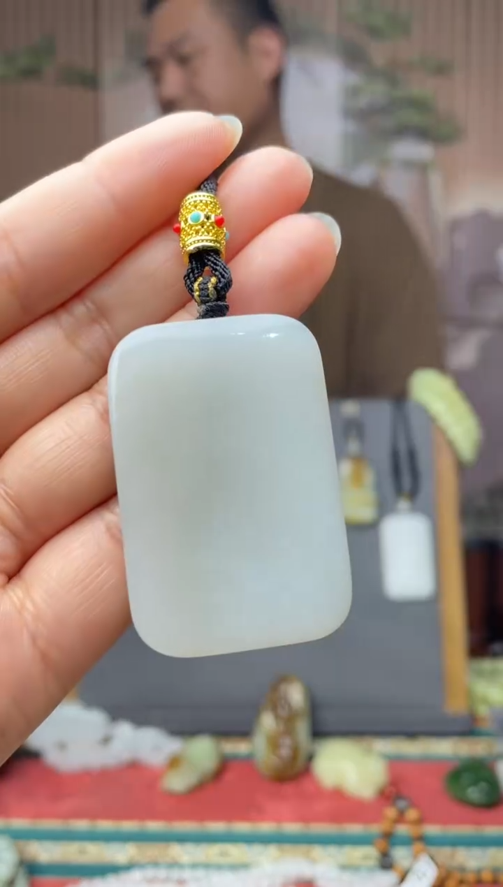 颈饰未镶嵌和田玉拍一发一