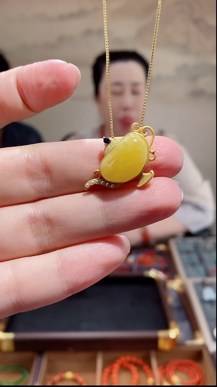 蜜蜡吊坠(不含链)银S925镶嵌DZ4486