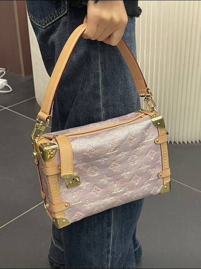 95新 LouisVuitton/路易威登 茉上/LV七夕限定粉色side trunk