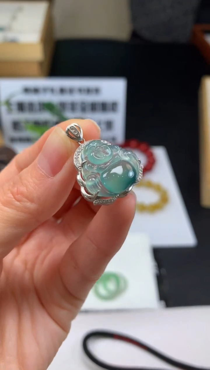 【闪购商品】定制翡翠未镶嵌吊坠-92084