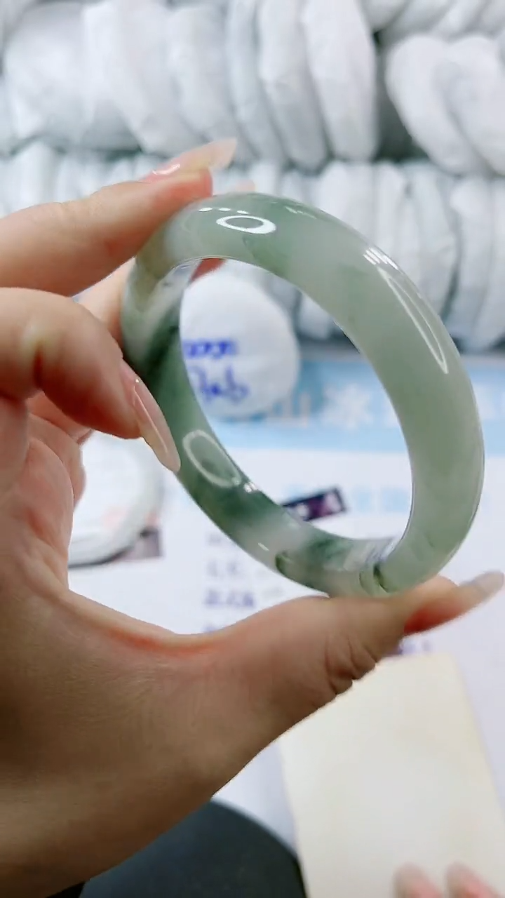 【闪购商品】石英质玉手镯未镶嵌0984618100-