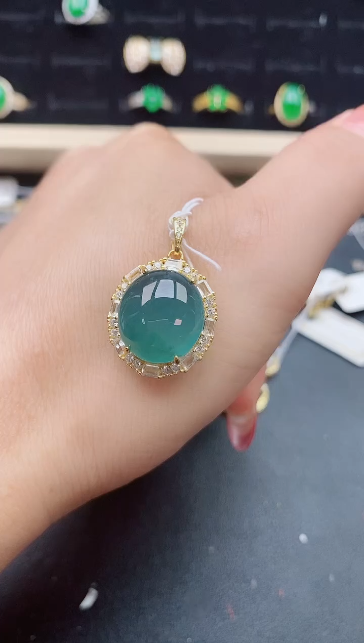 【闪购商品】翡翠吊坠(赠链)银S925镶嵌13213