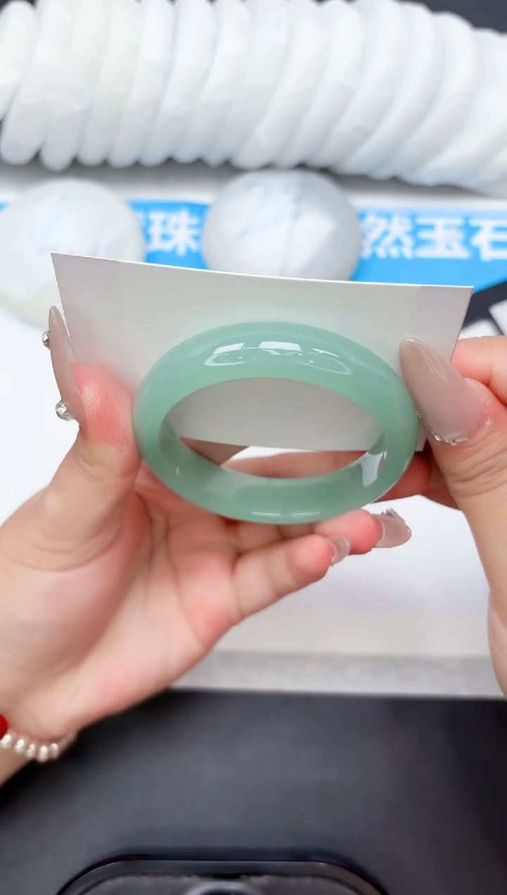 未镶嵌手镯石英质玉121-54.3