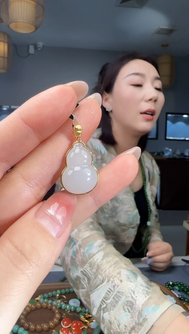 吊坠(不含链)未镶嵌和田玉1