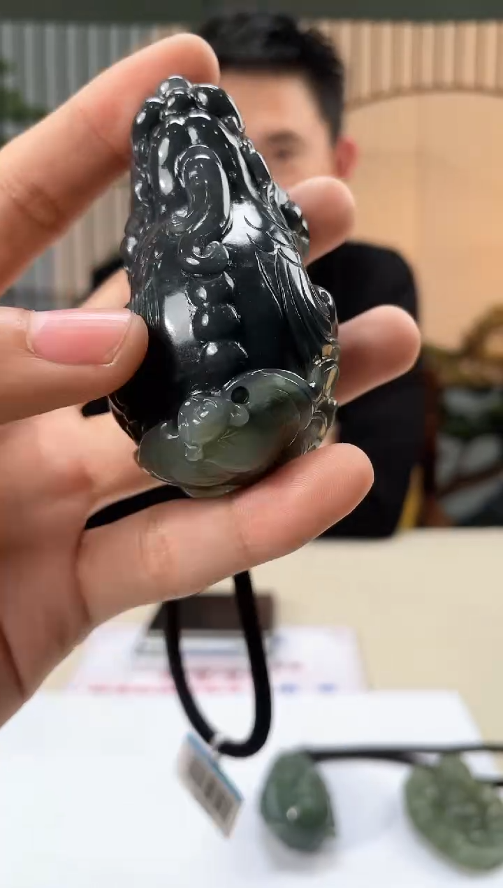 【闪购商品】定制和田玉和田玉（多样性拍一发一带证）190103