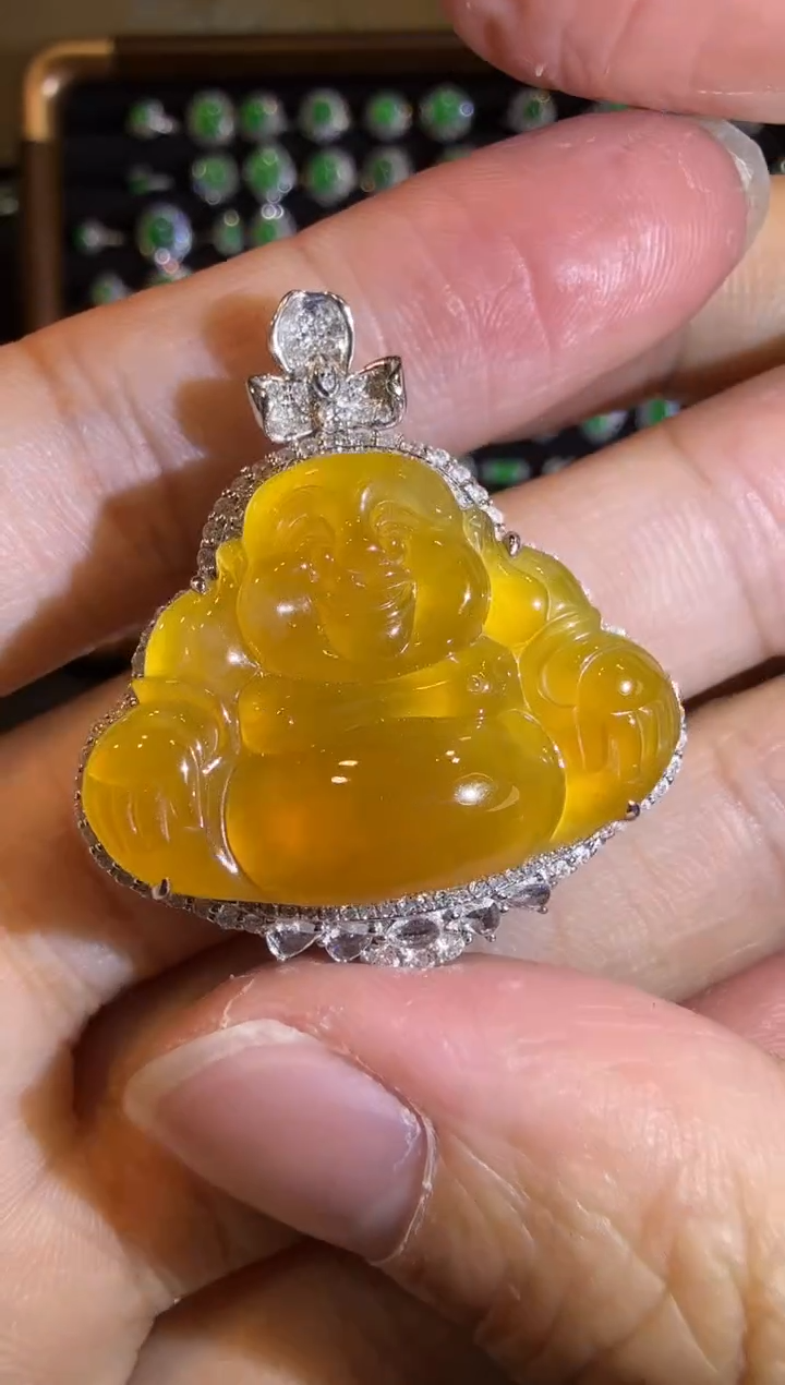 【闪购商品】翡翠吊坠(赠链)18K金镶嵌冰糖黄佛公