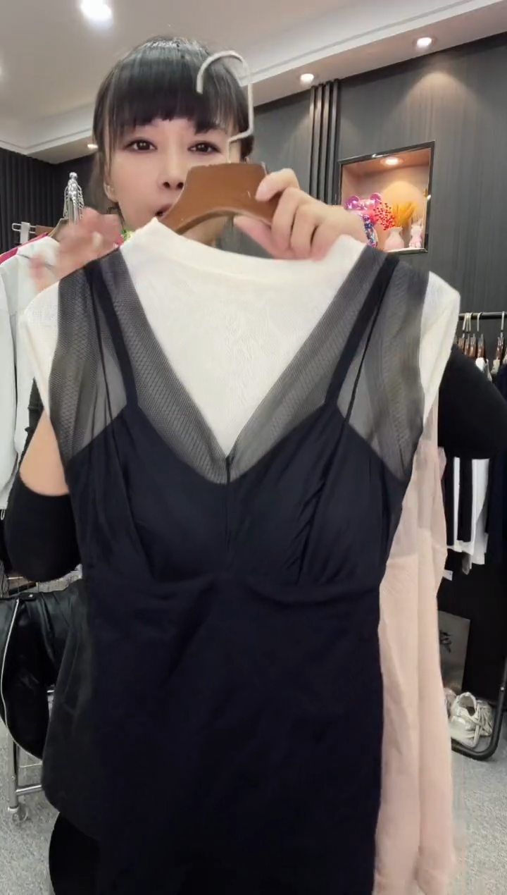 8607背心----黑色