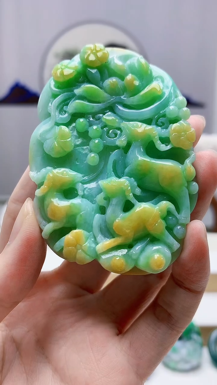 未镶嵌定制翡翠4852zm-毛货挂件鹿牌33