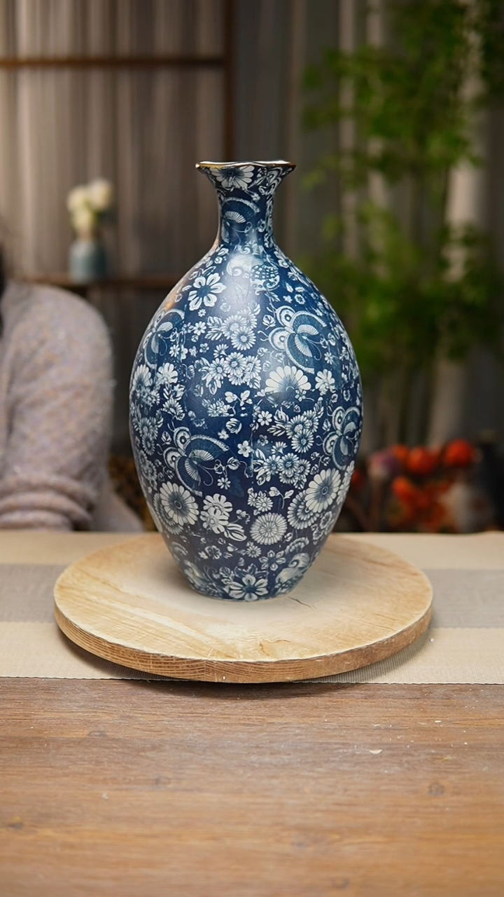 【闪购商品】陶瓷  花器蝶恋花保龄球瓶瑕疵