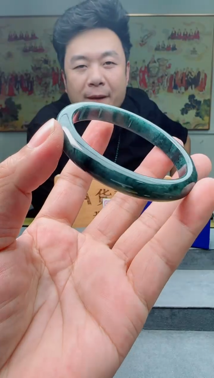 【闪购商品】翡翠手镯未镶嵌手镯多样性随机一件发货