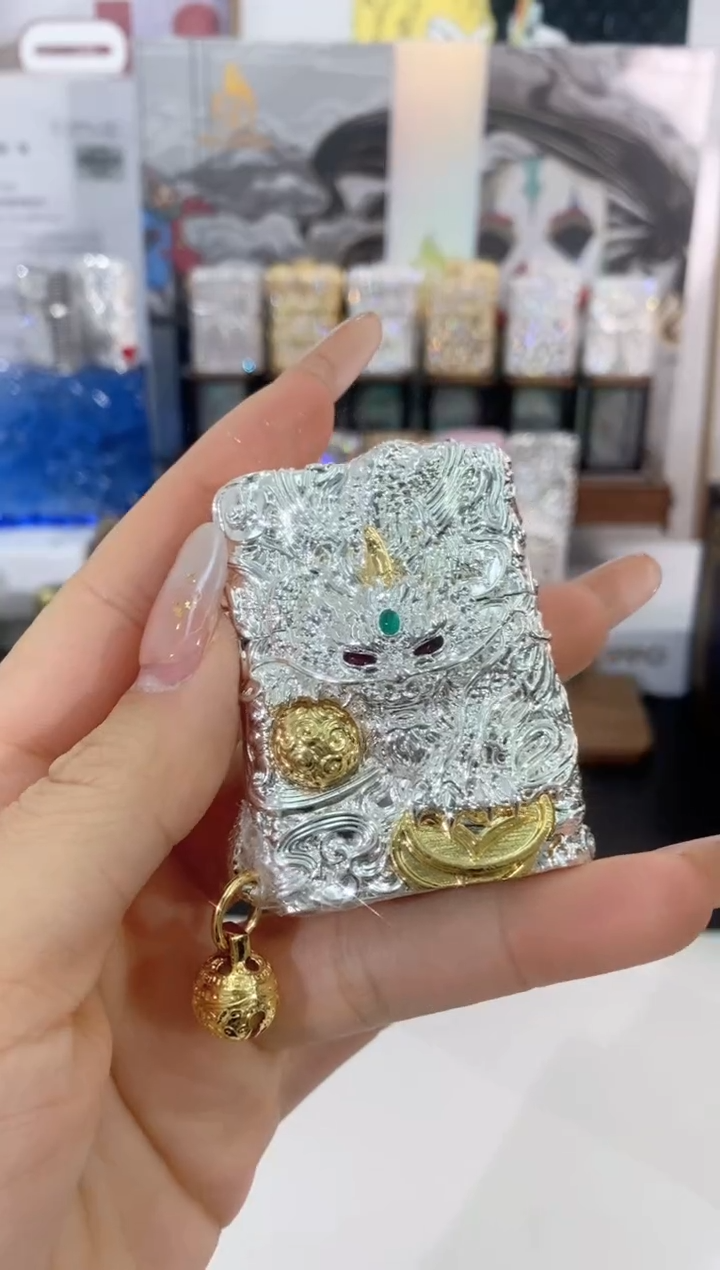 铜ZIPPO灵动貔貅【五个颜色可以选】带礼盒/木盒+油+火石