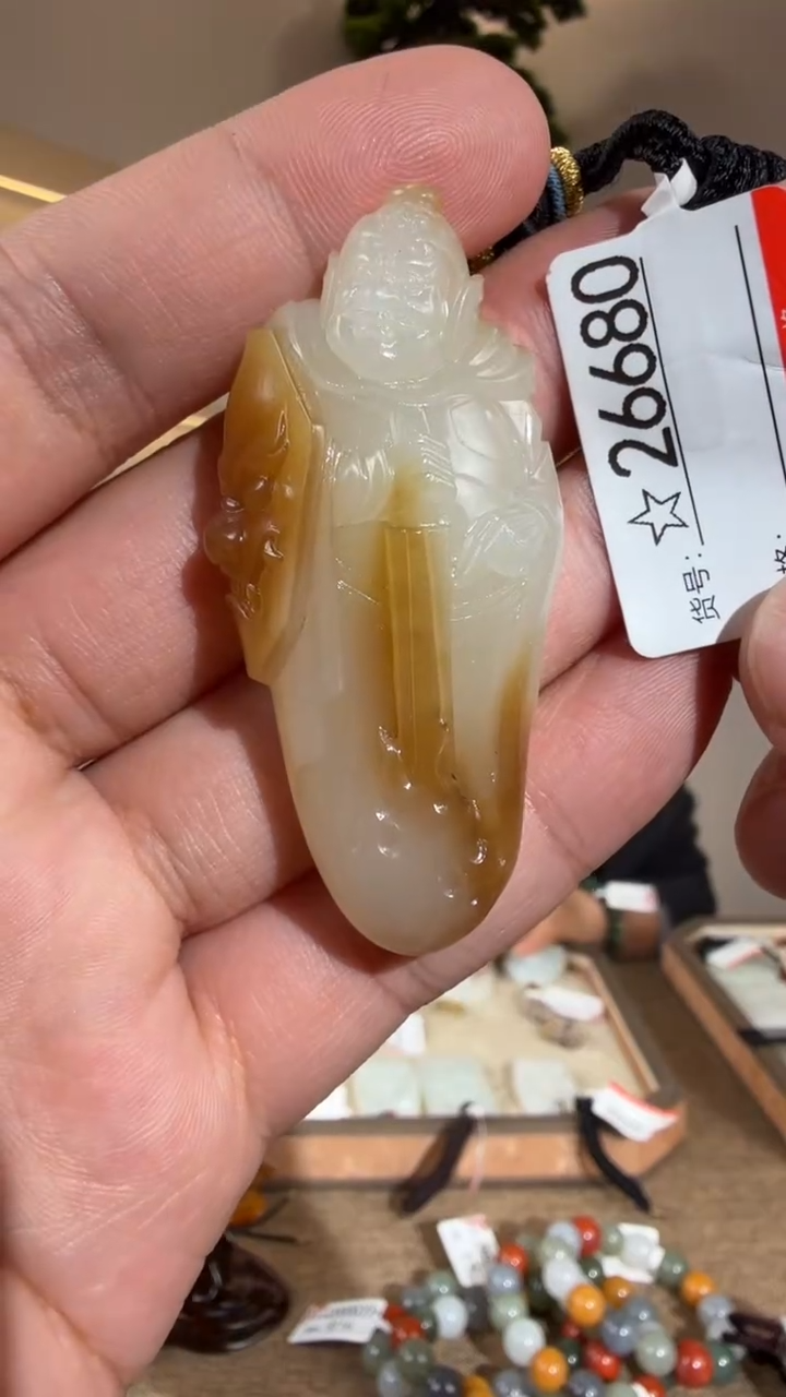 颈饰未镶嵌和田玉1