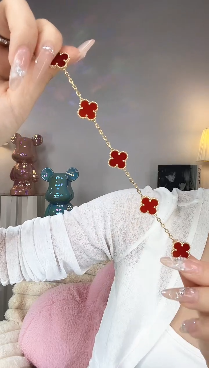 【闪购商品】玛瑙/玉髓手链18K金镶嵌K黄手链