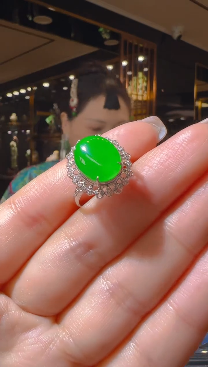 【闪购商品】翡翠戒指18K金镶嵌020       