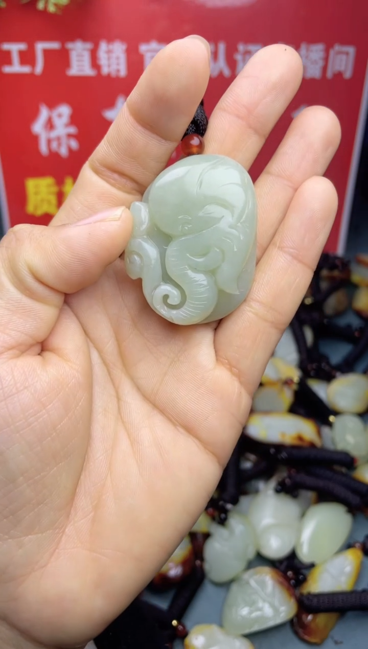 【闪购商品】和田玉颈饰未镶嵌