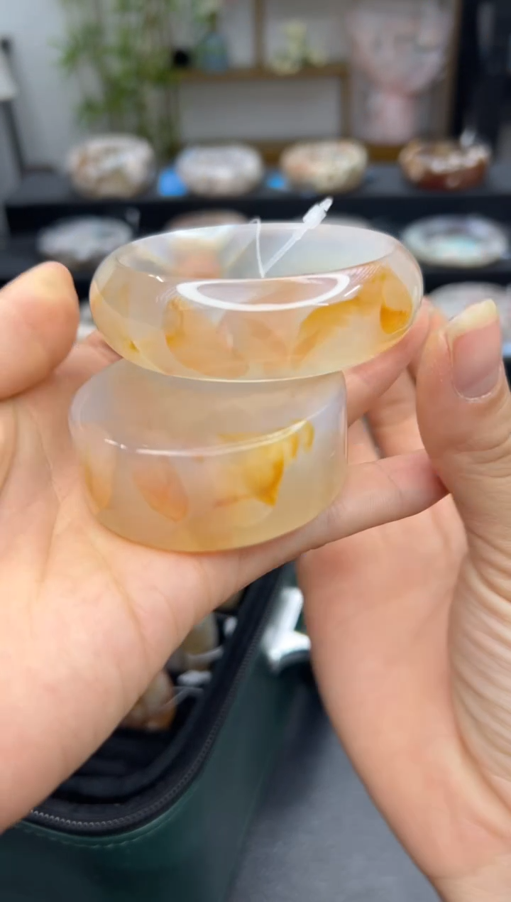 【闪购商品】石英质玉手镯未镶嵌A232(55圈赠送镯心)