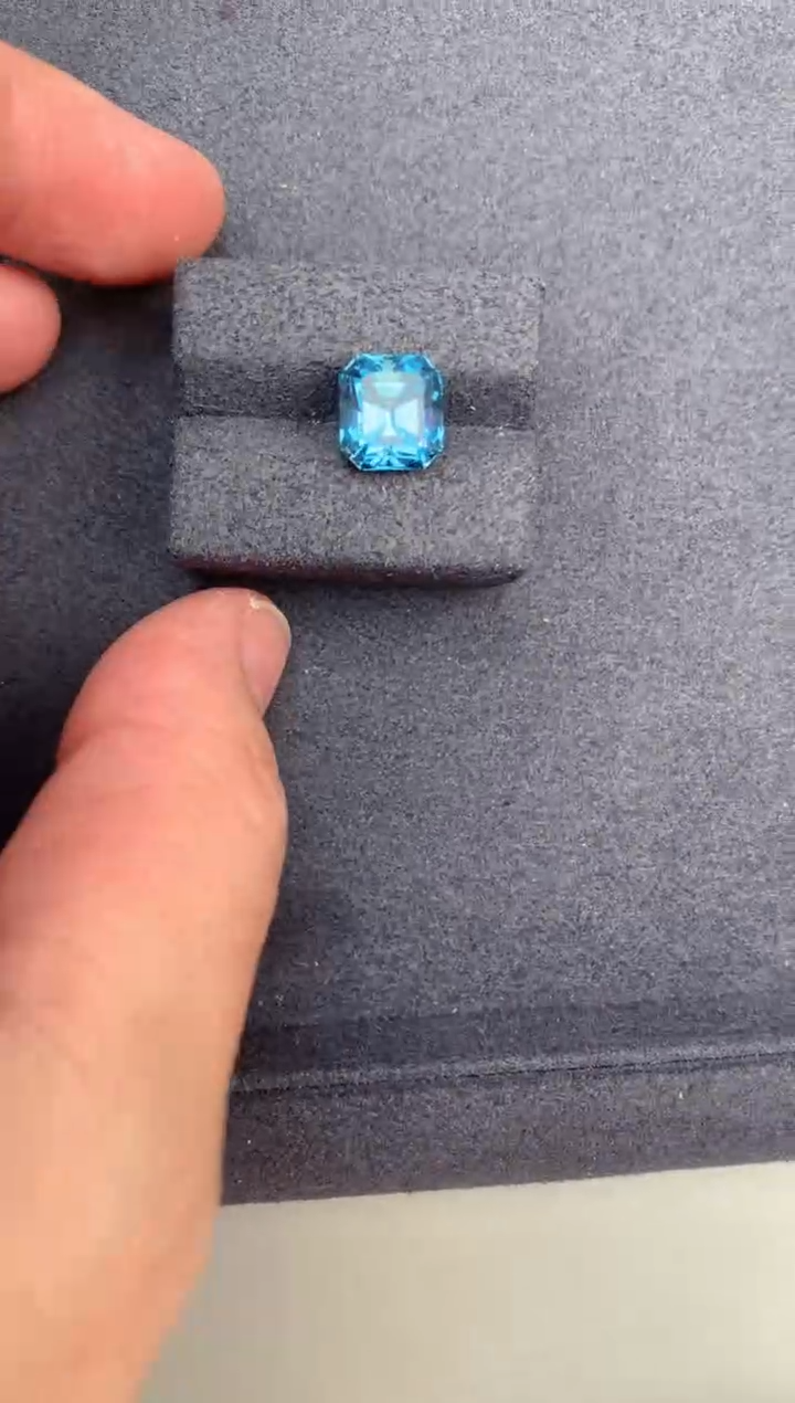 【闪购商品】海蓝宝石裸石未镶嵌3.4ct海蓝宝