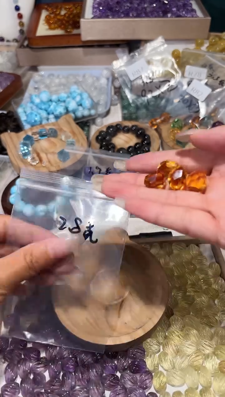 水晶手串未镶嵌汤****汤R79爆力黄4个随行拍7