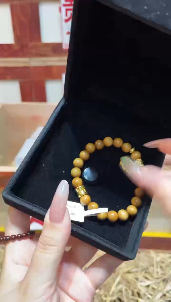 精品手串闪购链接（多样性发其一）￥