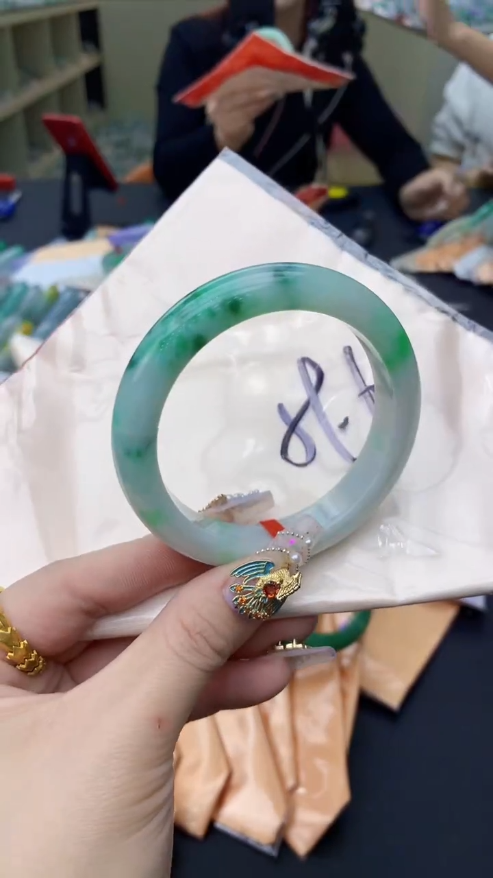 【闪购商品】翡翠手镯未镶嵌0598791746