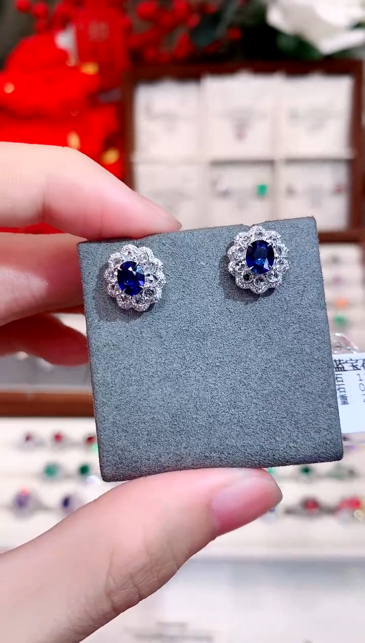 蓝宝石耳饰18K金镶嵌1.2ct/天然宝石/七天无理由