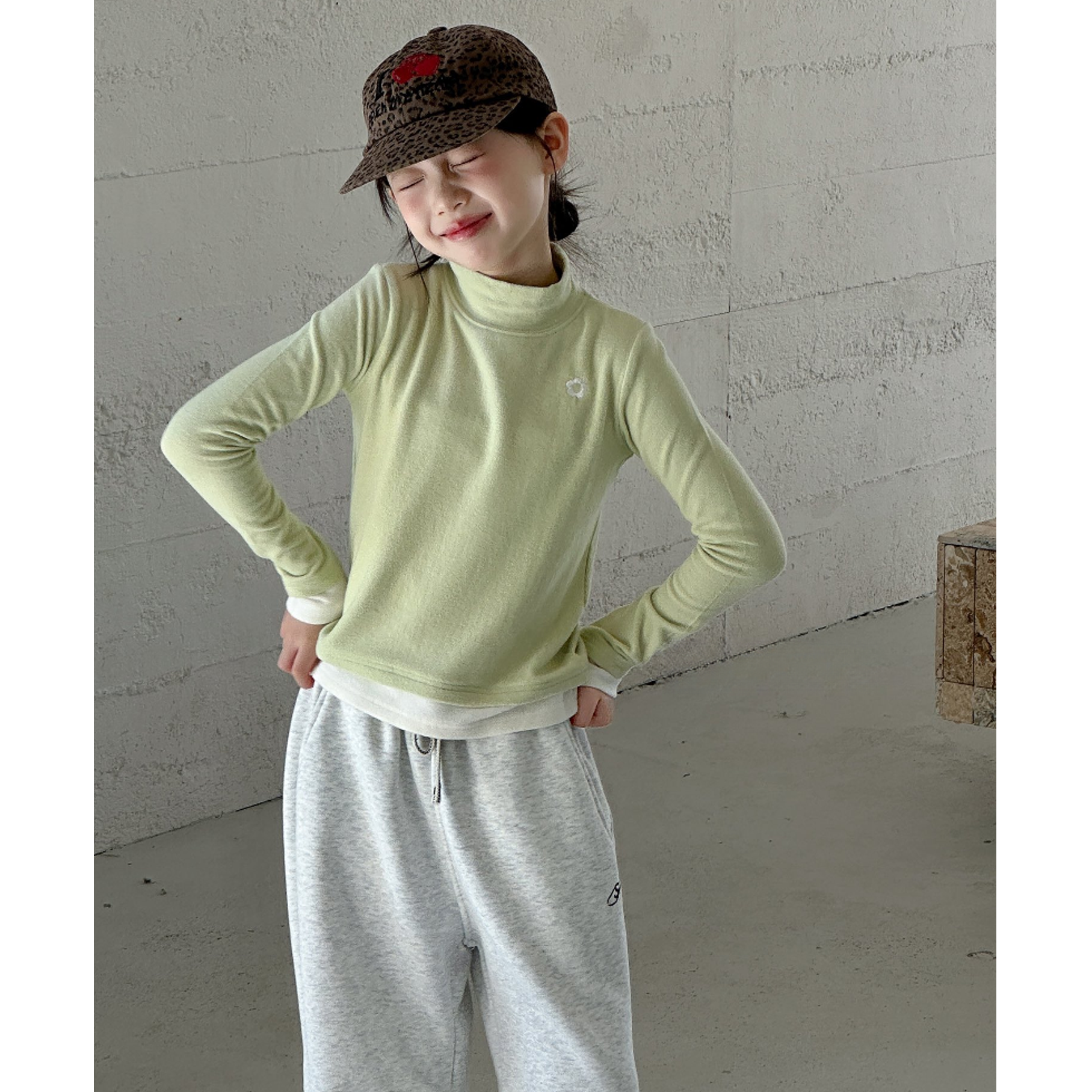 【haobaby】秋冬小花标拼接假两件打底衫小衫1011