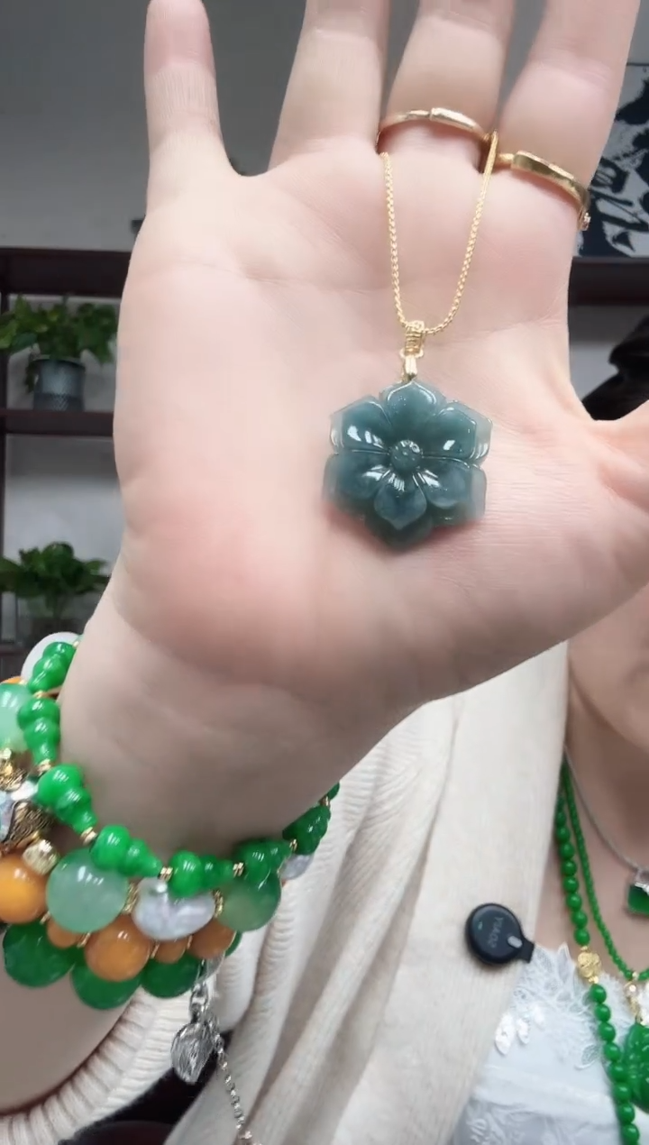 吊坠(赠链)未镶嵌翡翠582蓝水花开吊坠