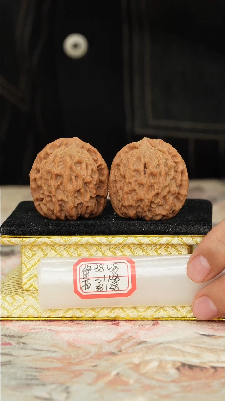 【闪购商品】文玩核桃把件非嫁接北京