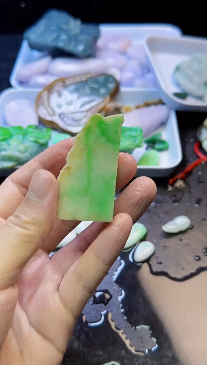 颈饰未镶嵌翡翠032