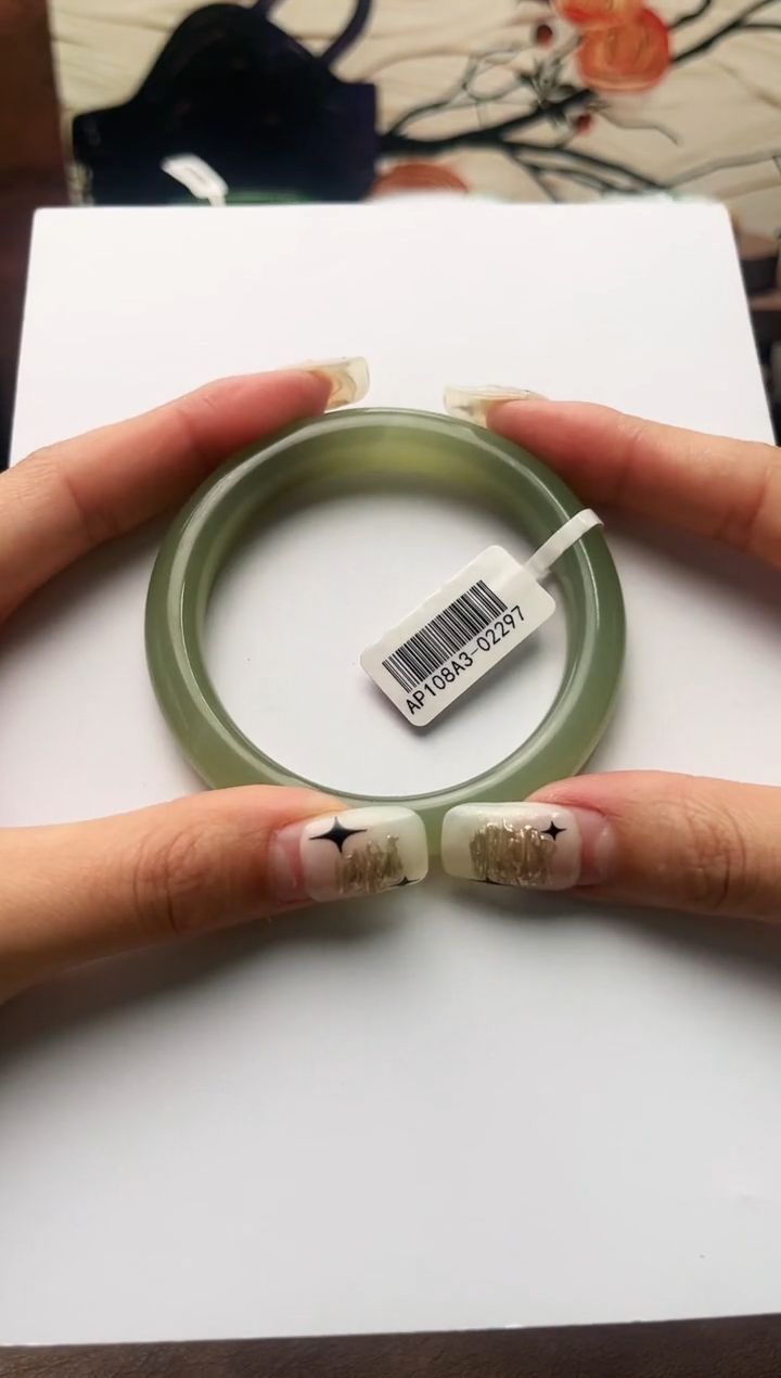 未镶嵌手镯和田玉57+