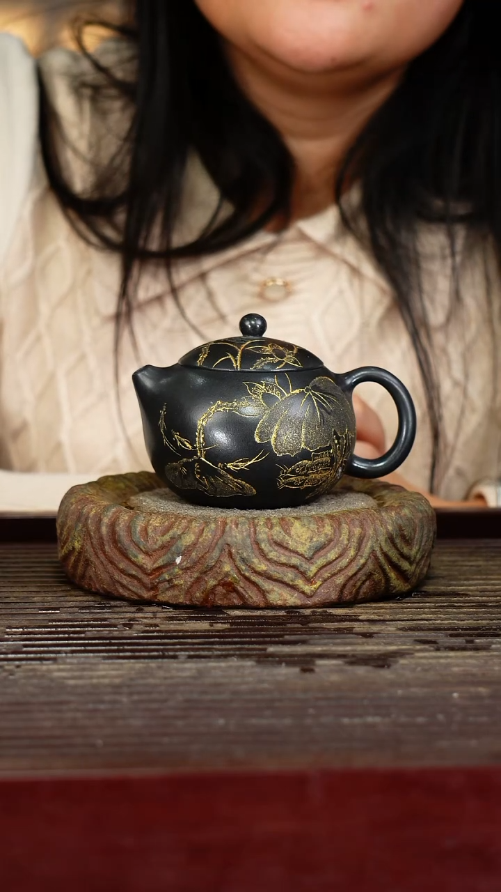 宜兴原矿紫砂壶茶壶宜兴原矿紫砂壶茶壶200C