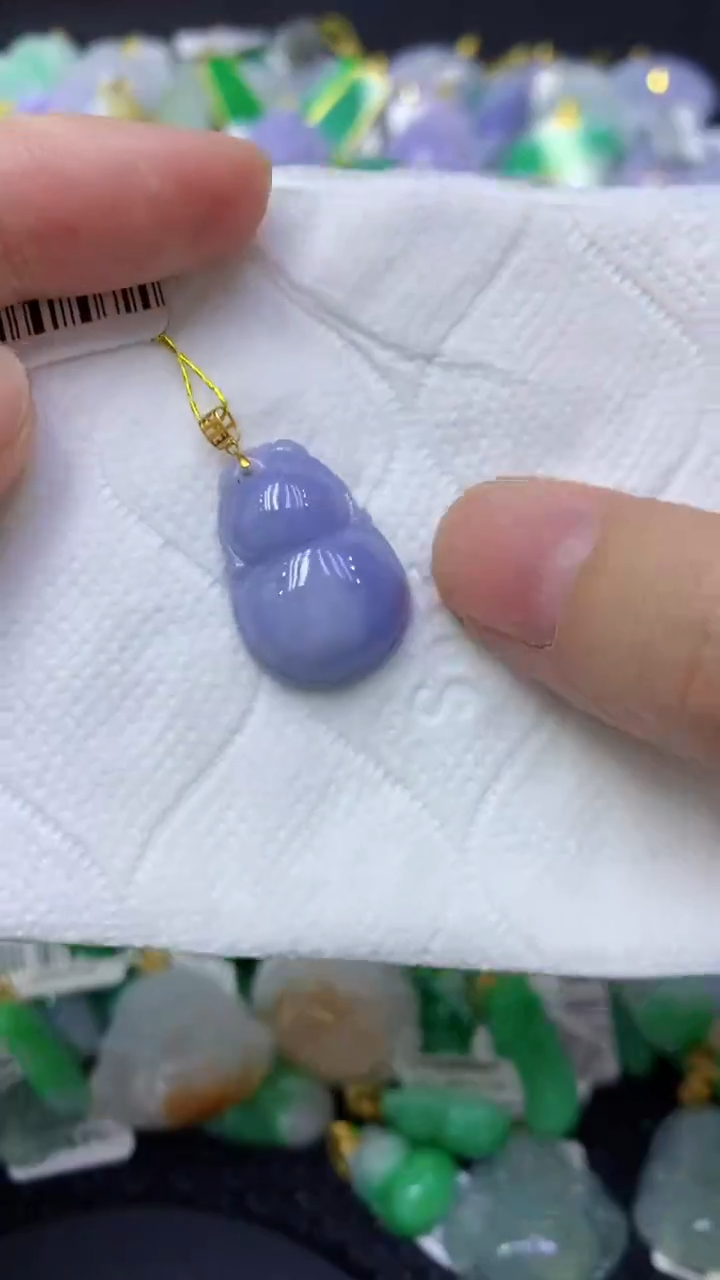 颈饰18K金镶嵌翡翠天然缅甸翡翠A货